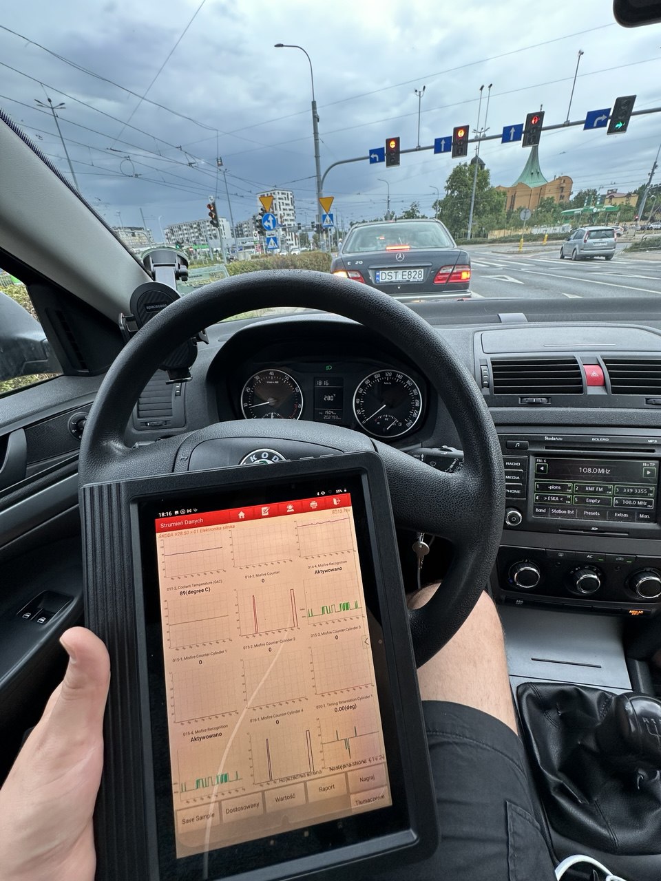 Porsche Macan — inspekcja nocna